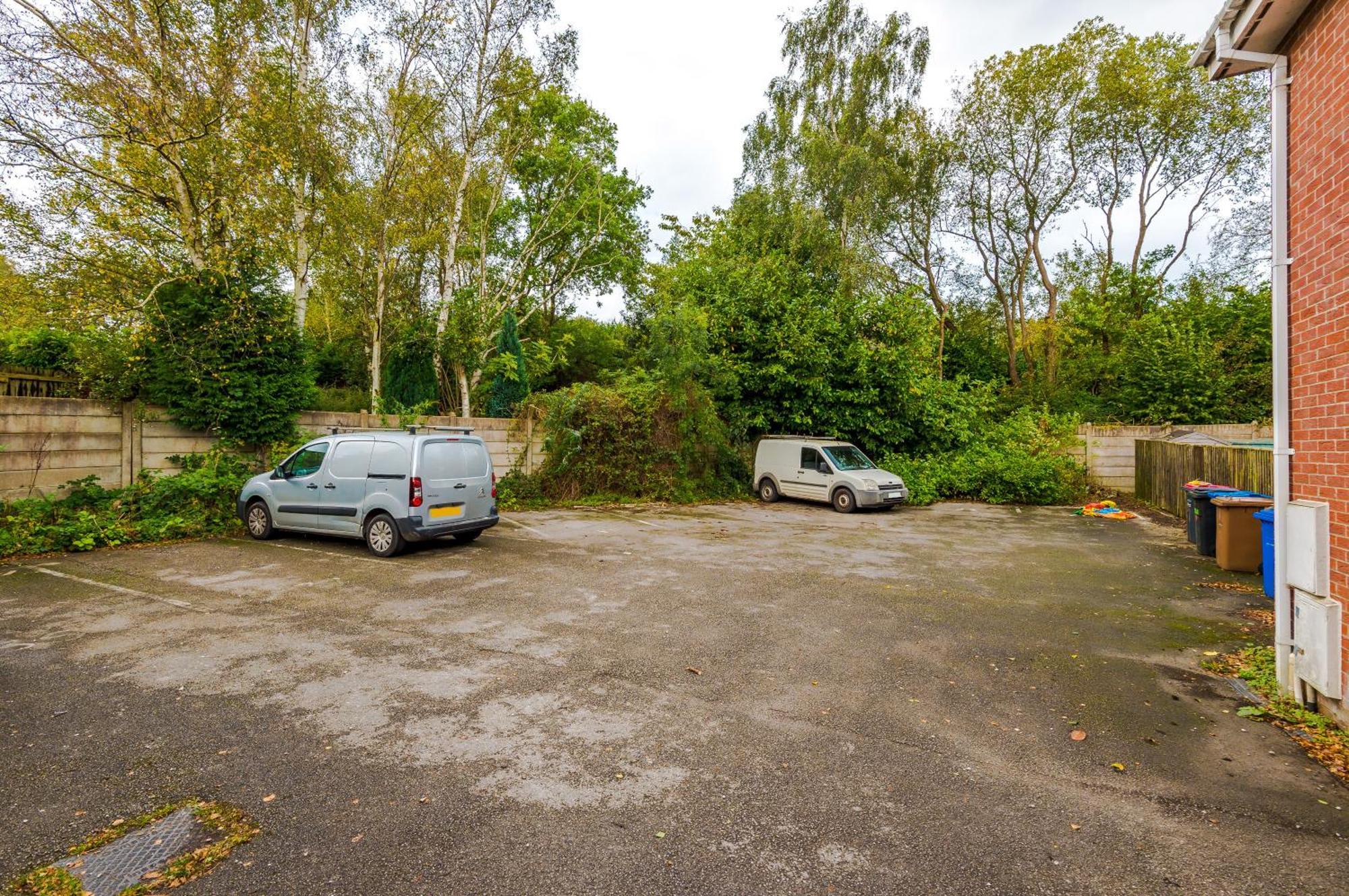 Manchester Comfortable 3 Bedroom House, Free Parking, Wifi & Disneyplus 沃斯利 外观 照片